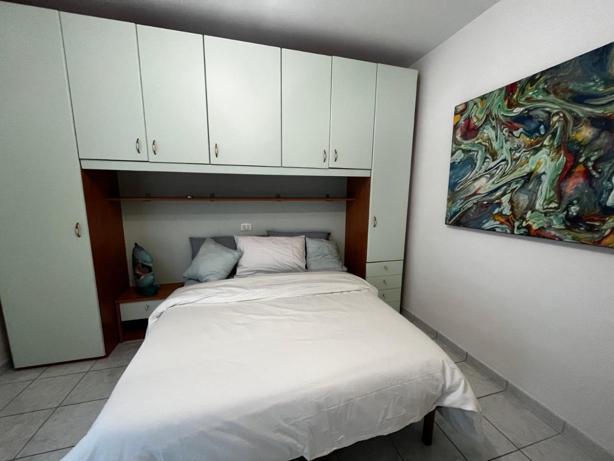 Appart 21 Artistic Beach Apartment Lignano Sabbiadoro Exterior photo